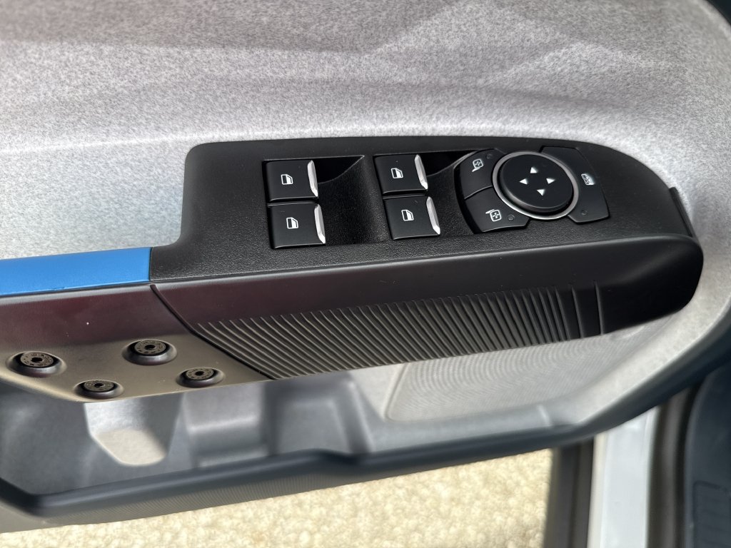 New 2026 Ford Maverick XLT w/ XLT Luxury Package FWD image 11