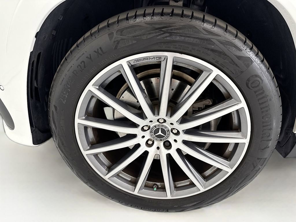 Used 2025 Mercedes-Benz GLS 580 4MATIC image 30