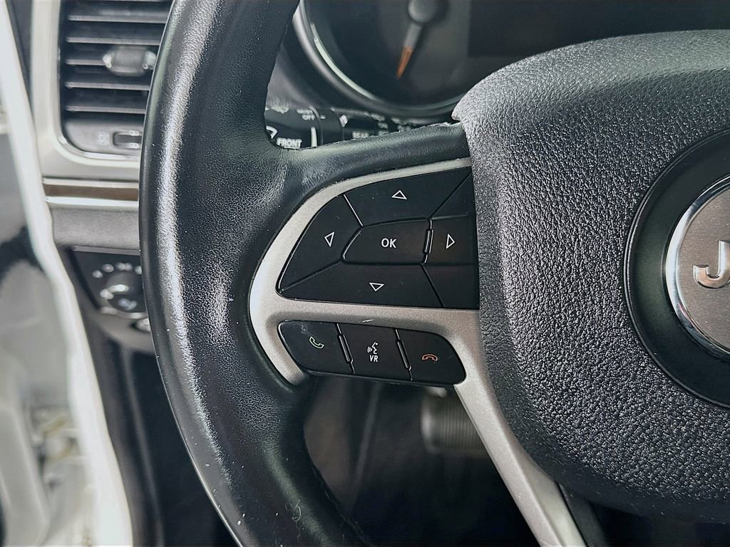 Used 2018 Jeep Grand Cherokee Limited image 26