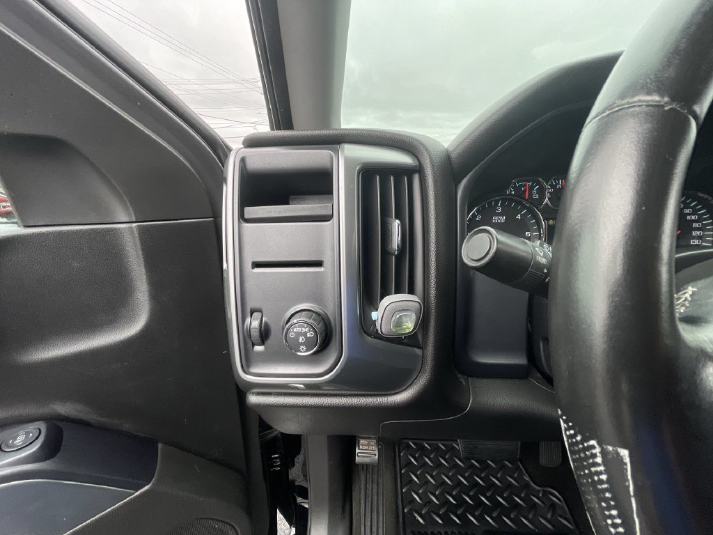 Used 2014 Chevrolet Silverado 1500 LT w/ LT Convenience Package RWD image 17