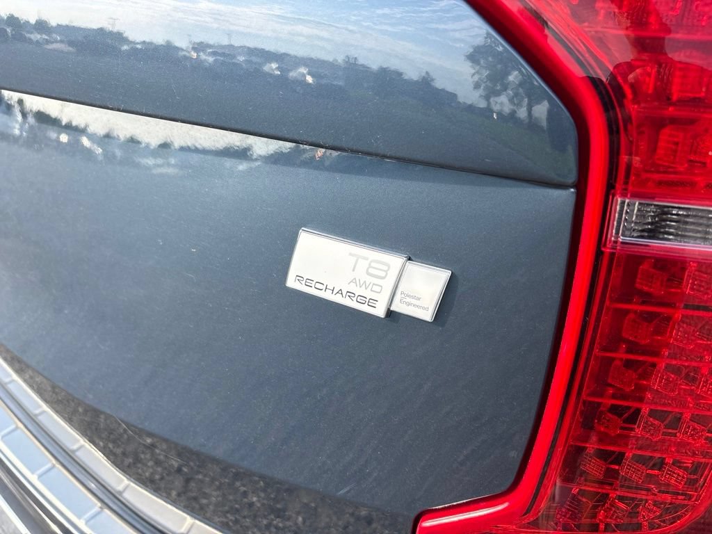 Used 2021 Volvo XC90 T8 Inscription Expression w/ Protection Package Premier AWD/4WD image 4