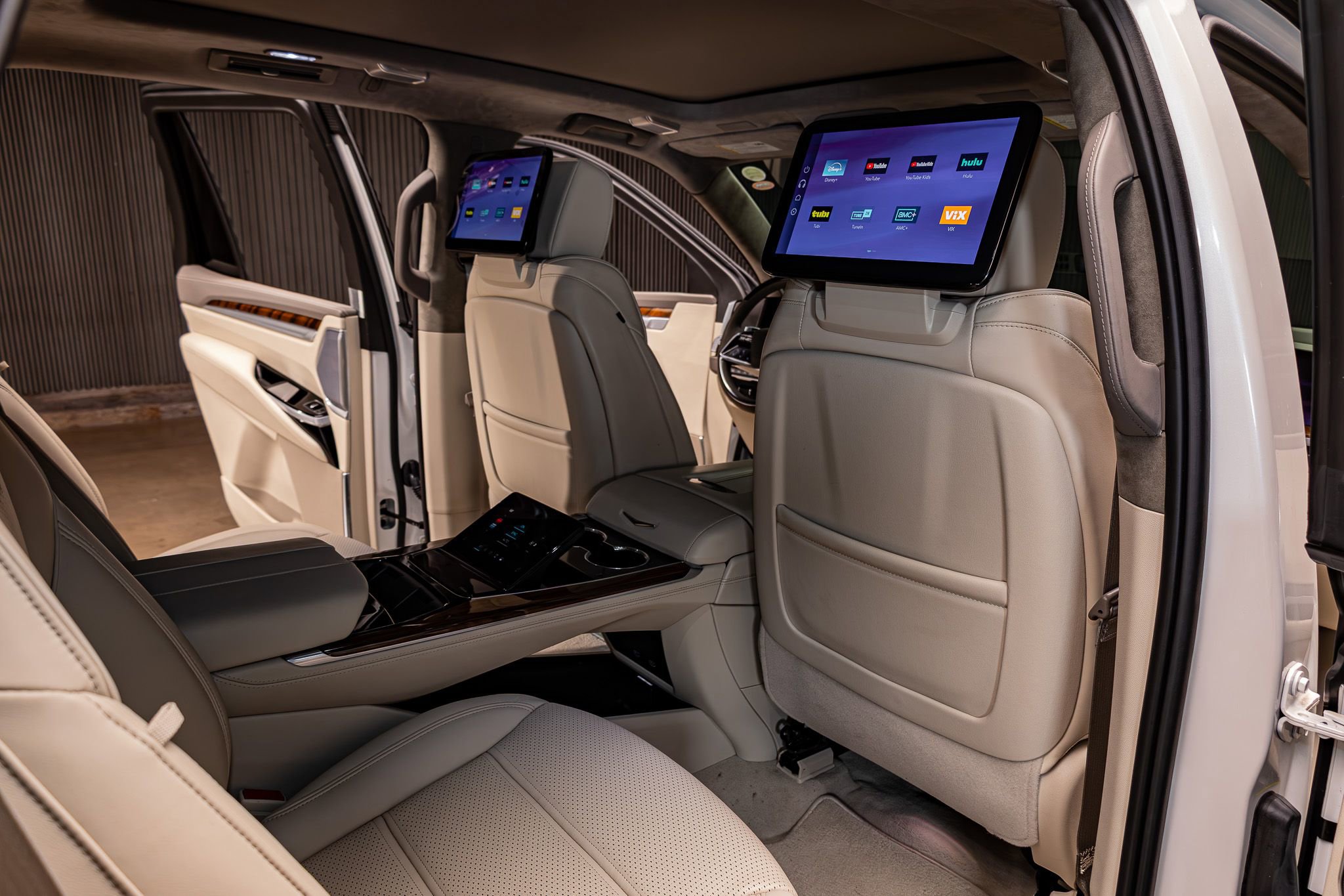 Used 2025 Cadillac Escalade Sport Platinum image 26