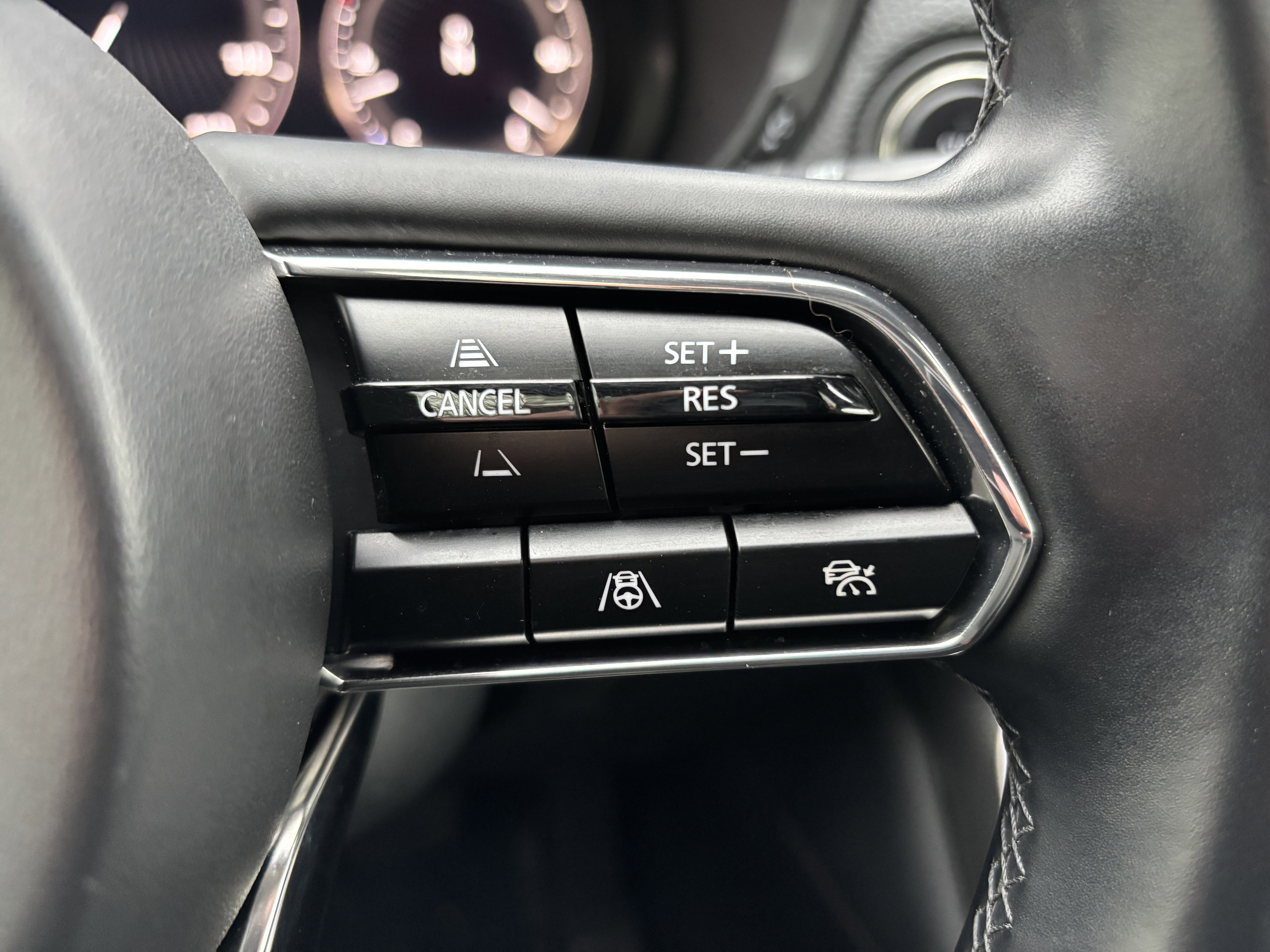 Used 2025 MAZDA CX-90 3.3 Turbo w/ Premium Sport Pkg image 30