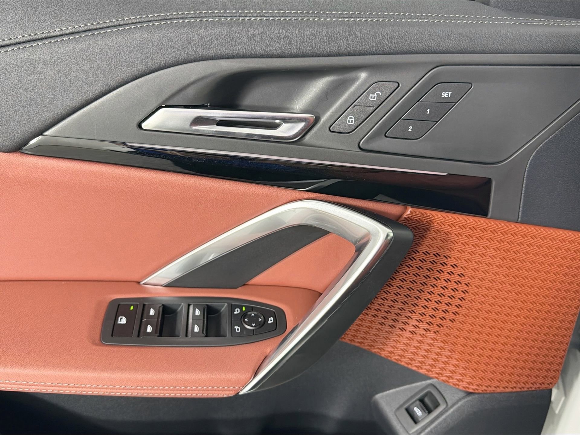 New 2026 BMW X1 xDrive28i w/ Technology Package image 17