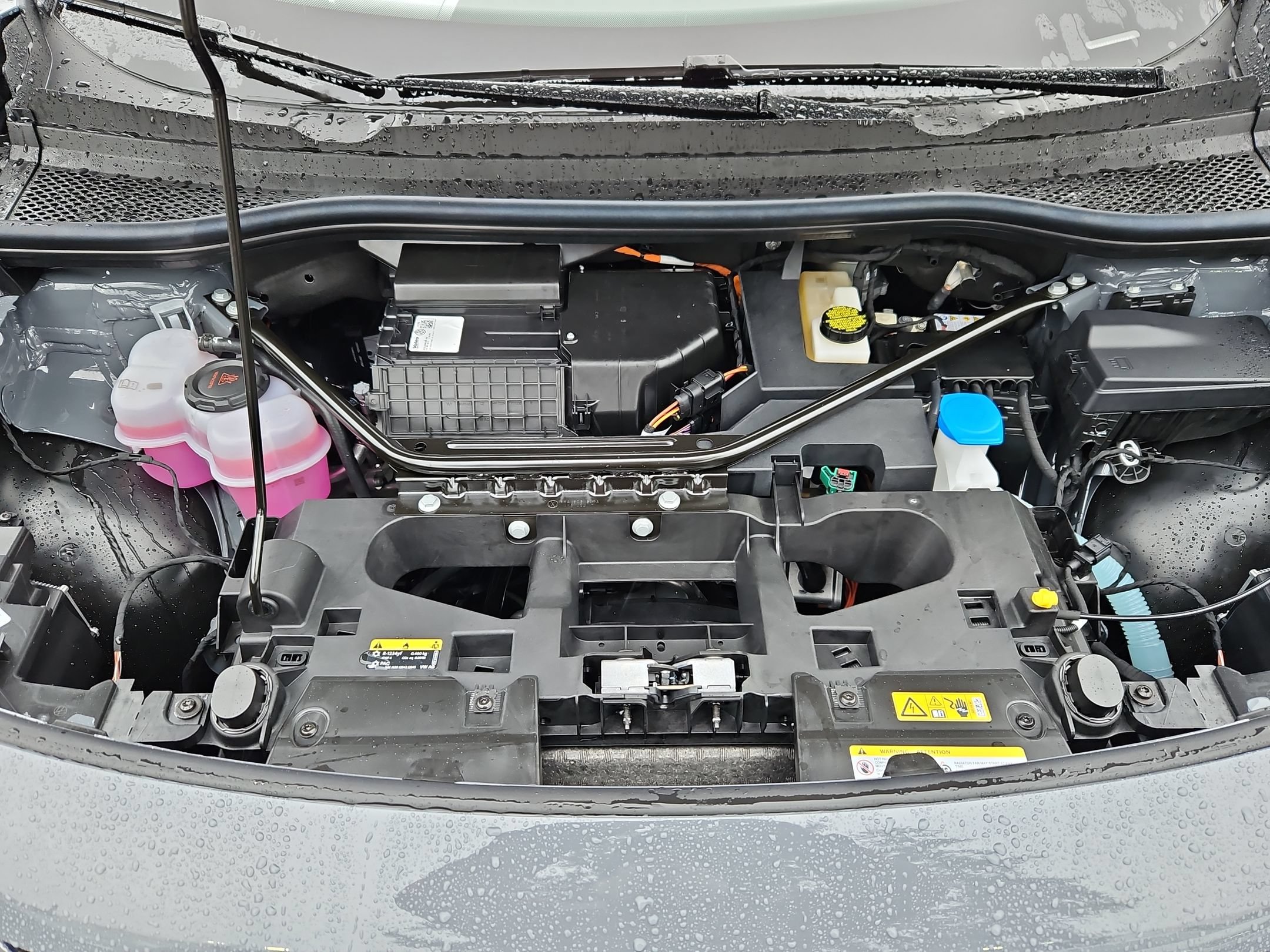 New 2026 Volkswagen ID.4 Pro AWD/4WD image 30
