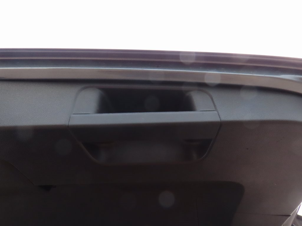 Used 2018 Volkswagen Tiguan S image 20