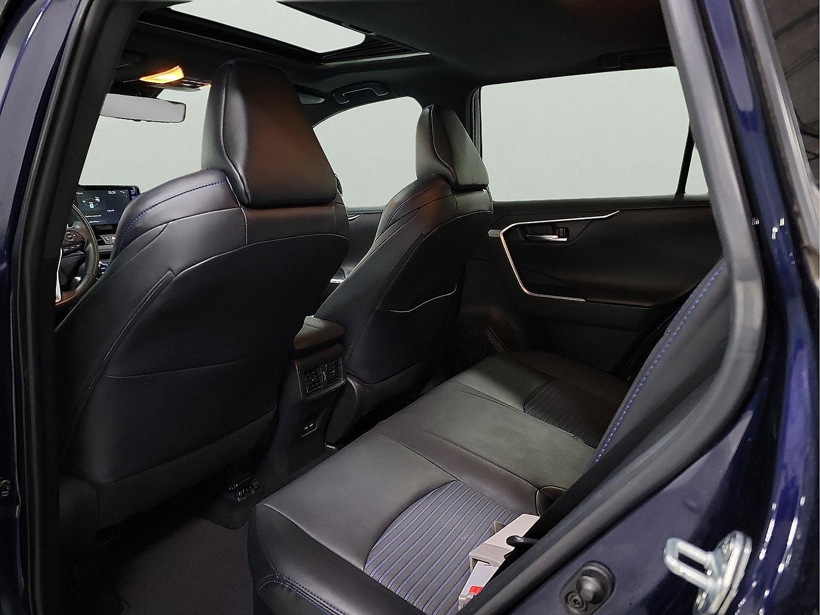 Certified 2021 Toyota RAV4 XSE AWD/4WD image 8