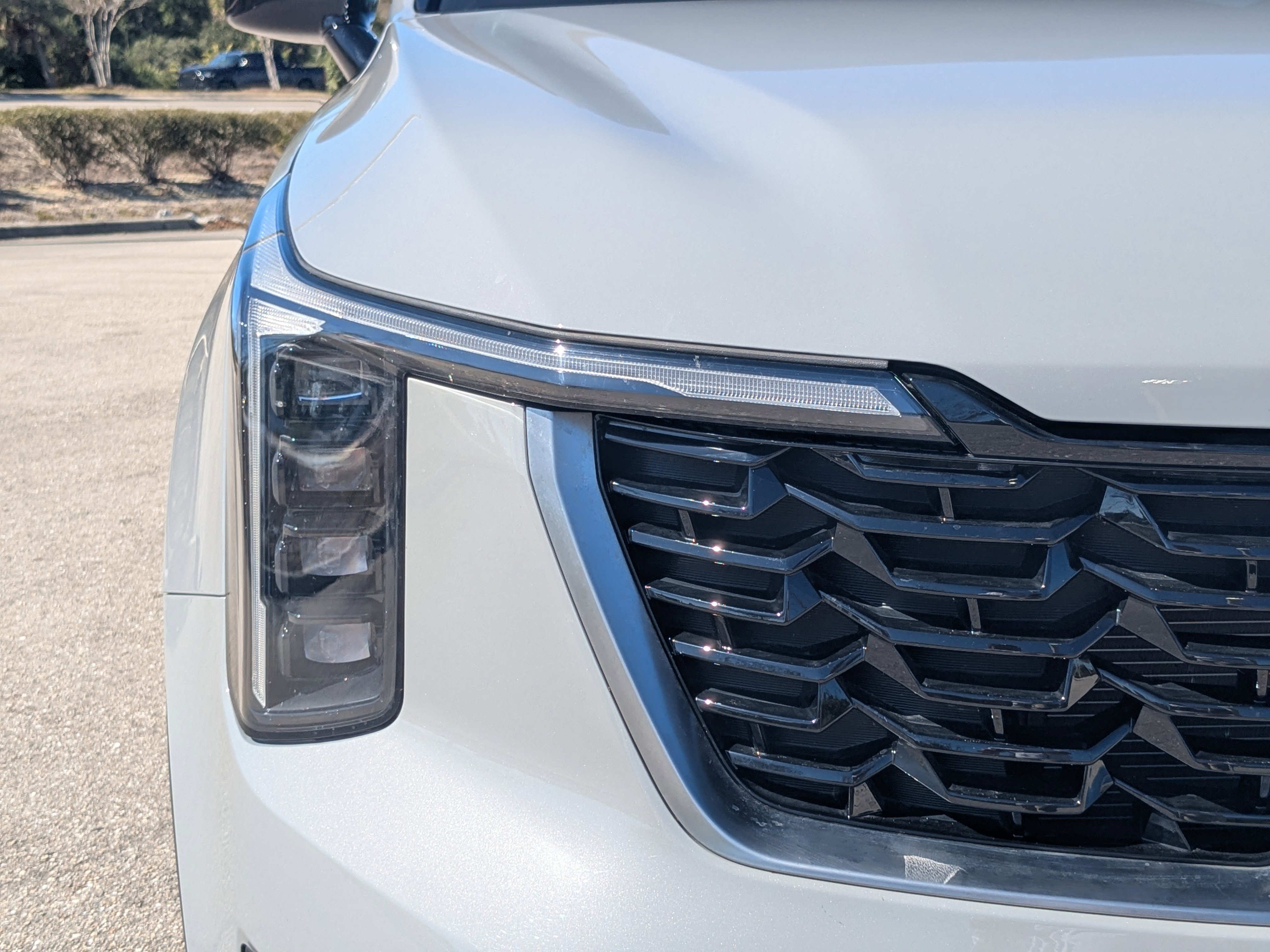 Certified 2025 Kia Sorento S w/ Panoramic Sunroof Package image 10