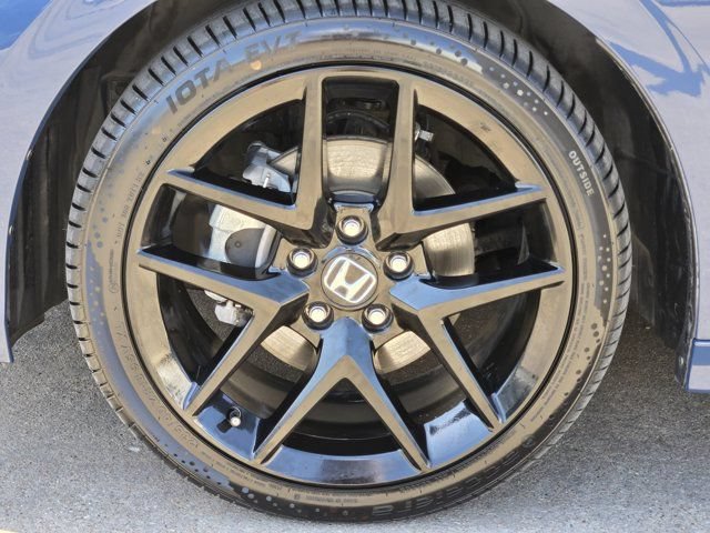 Used 2025 Honda Civic Sport image 14