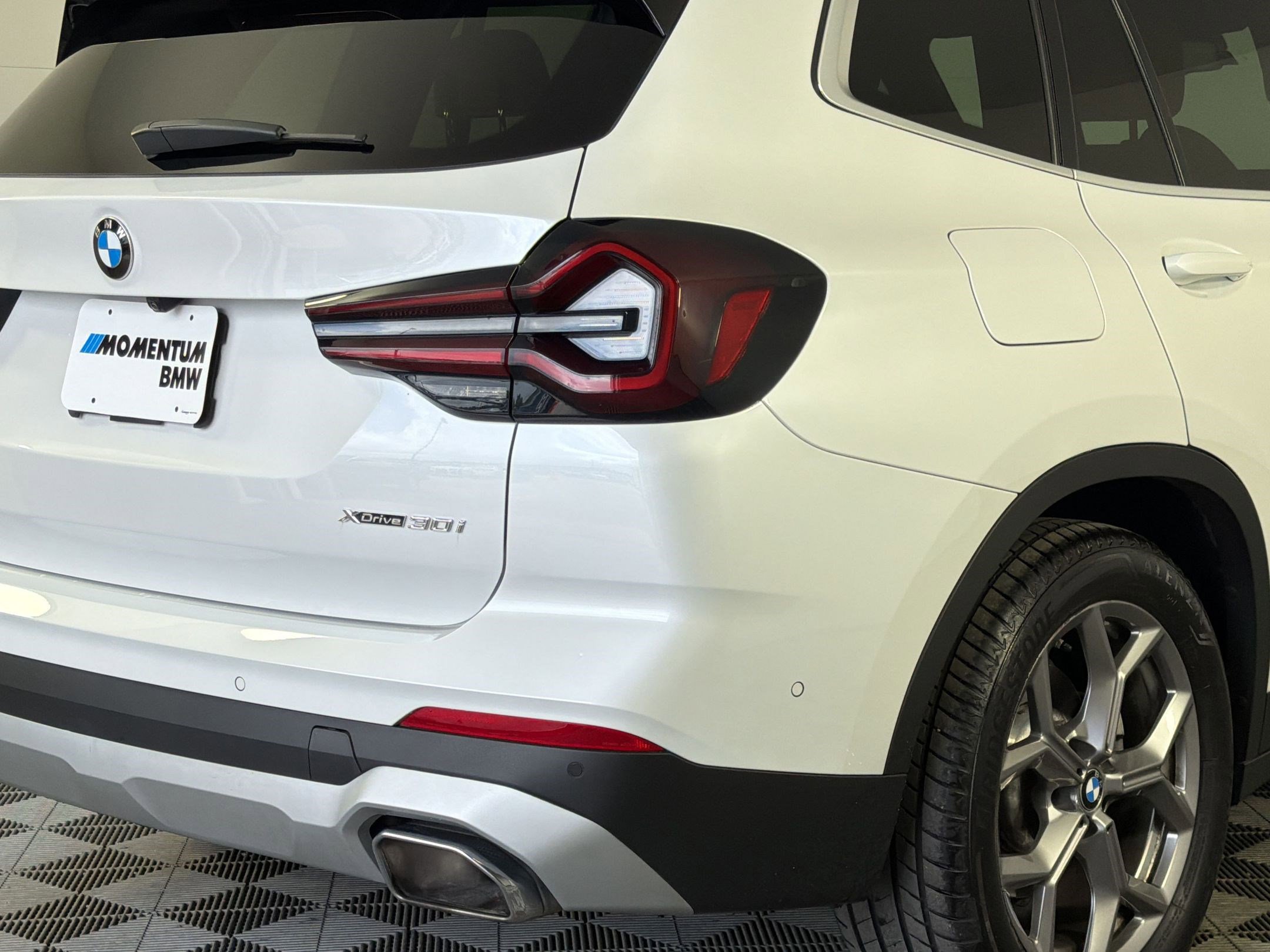 Certified 2024 BMW X3 xDrive30i w/ Convenience Package w/ZPA image 11