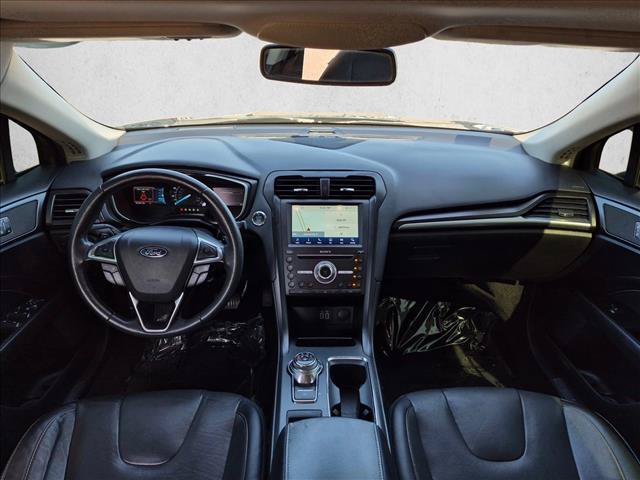 Used 2020 Ford Fusion Titanium AWD/4WD image 18