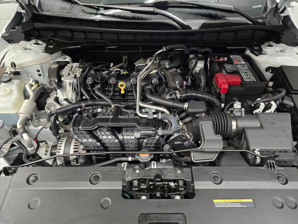 Used 2025 Nissan Altima 2.5 S FWD image 12