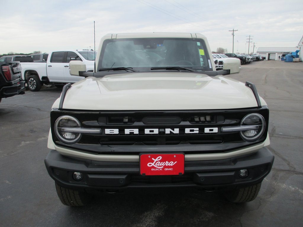 Used 2025 Ford Bronco Outer Banks image 10