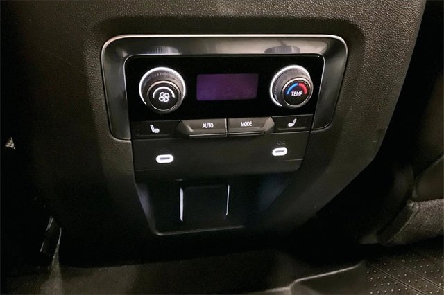 Used 2021 Chevrolet Tahoe High Country w/ Premium Package image 30