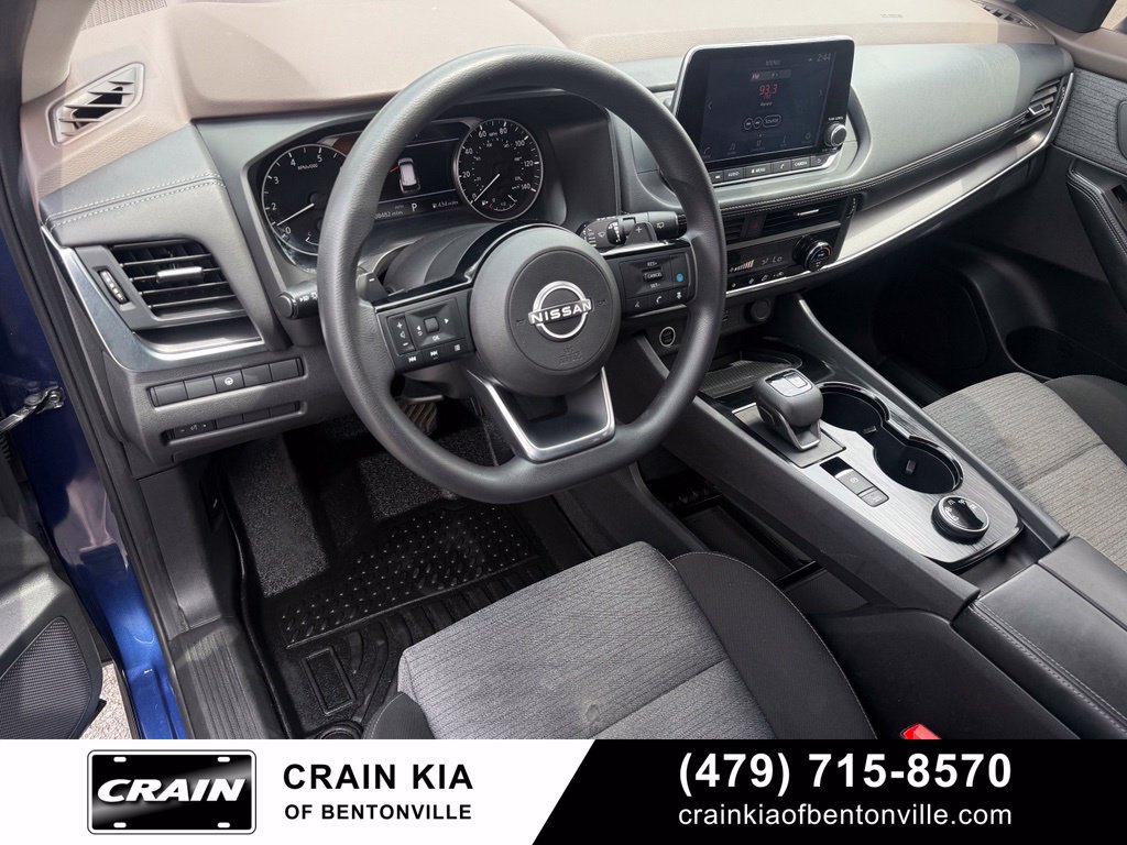 Used 2023 Nissan Rogue SV AWD/4WD image 9