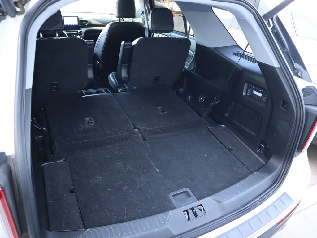 Used 2021 Ford Explorer Limited w/ Hybrid Equipment Group 310A image 12