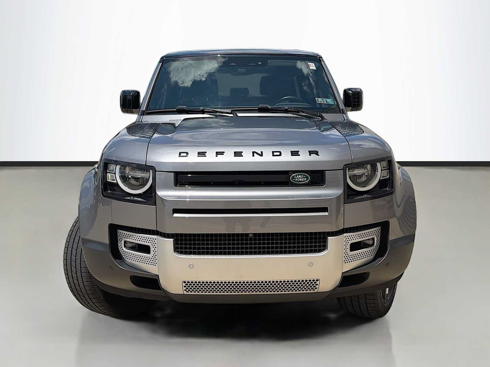 Certified 2023 Land Rover Defender 90 S AWD/4WD image 2