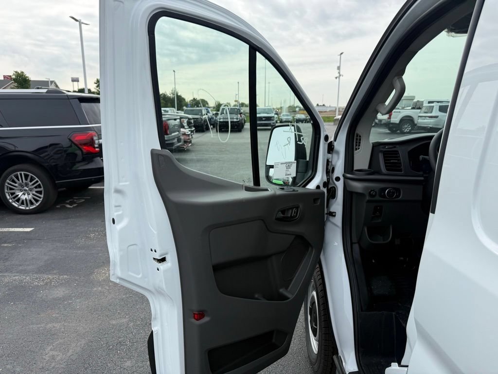 New 2026 Ford Transit 250 Low Roof w/ Load Area Protection Package RWD image 13