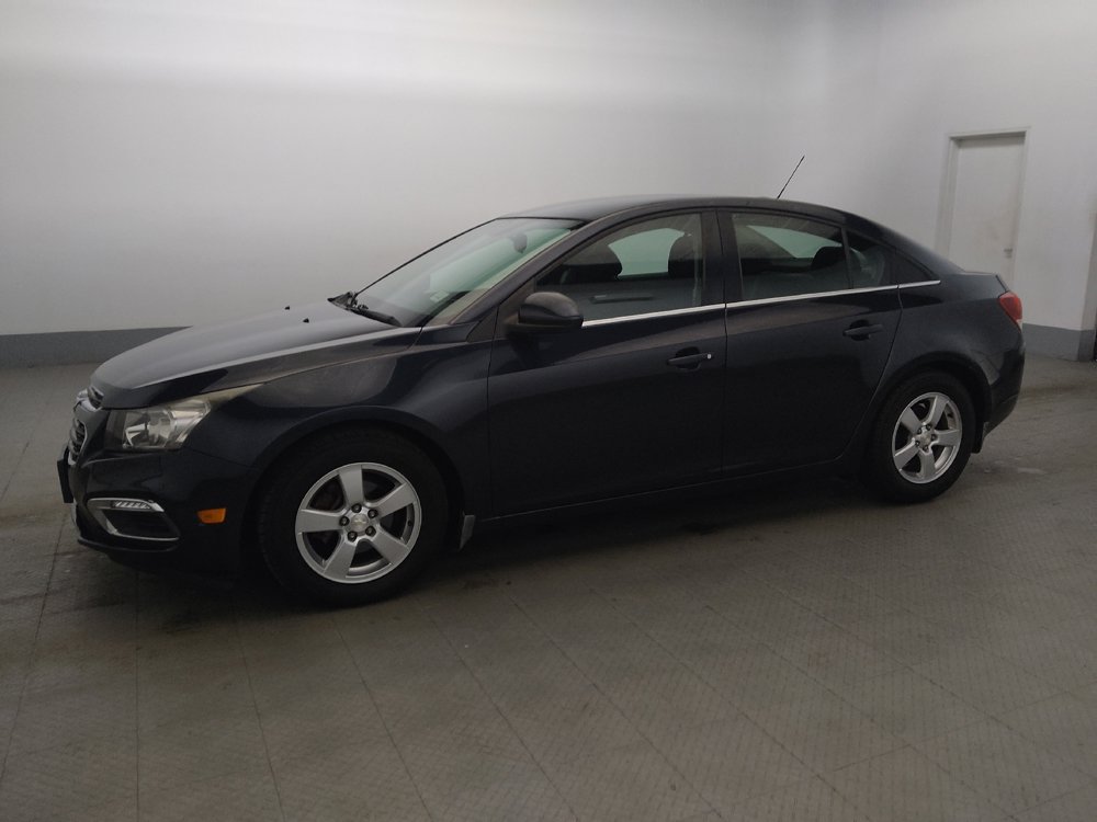 Used 2016 Chevrolet Cruze LT FWD image 2