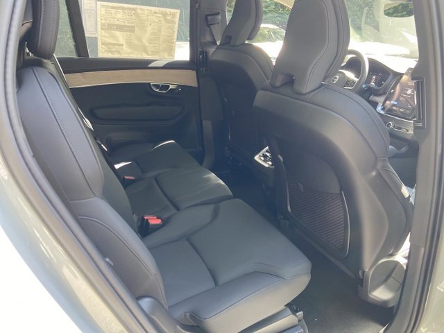 New 2026 Volvo XC90 B6 Plus w/ Protection Package Premier image 16