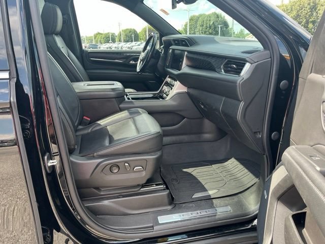 Used 2022 GMC Yukon XL Denali AWD/4WD image 58