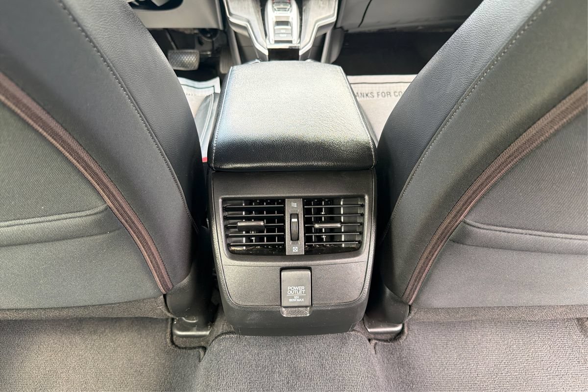 Used 2018 Honda Clarity Plug-In Hybrid image 19