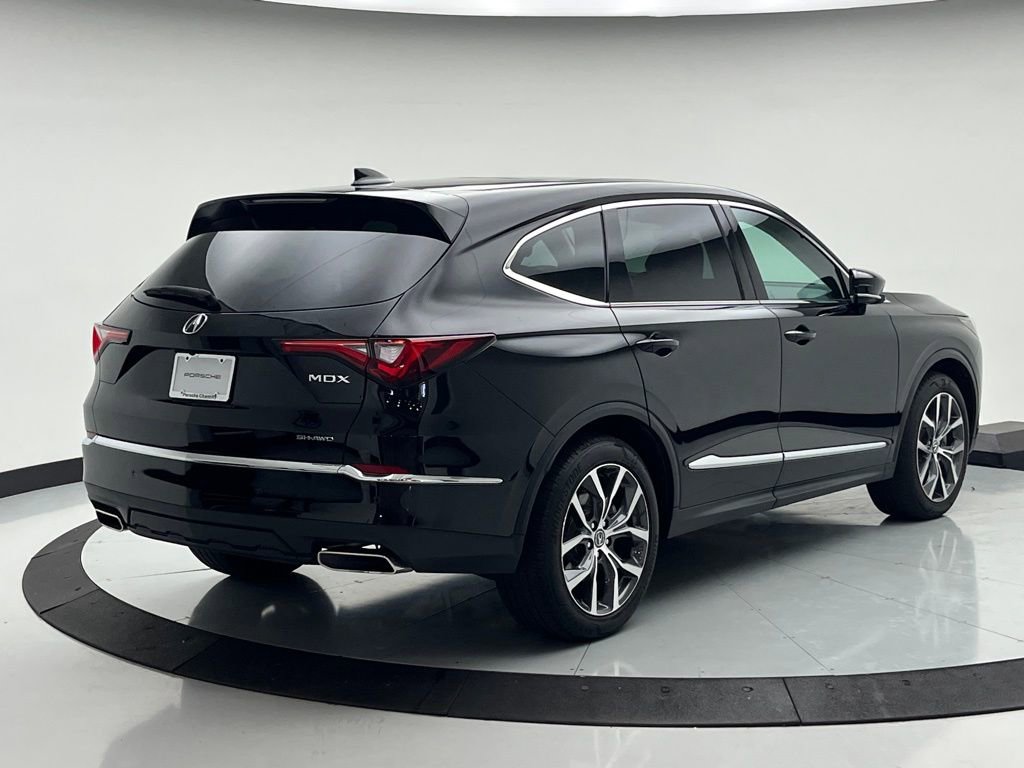 Used 2023 Acura MDX SH-AWD w/ Technology Package image 5