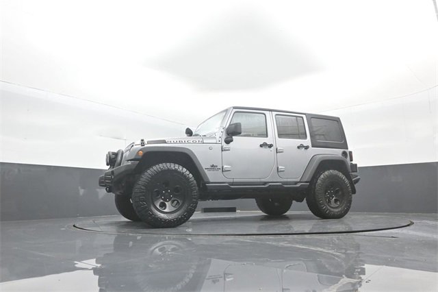 Used 2017 Jeep Wrangler Unlimited Rubicon w/ Connectivity Group image 29