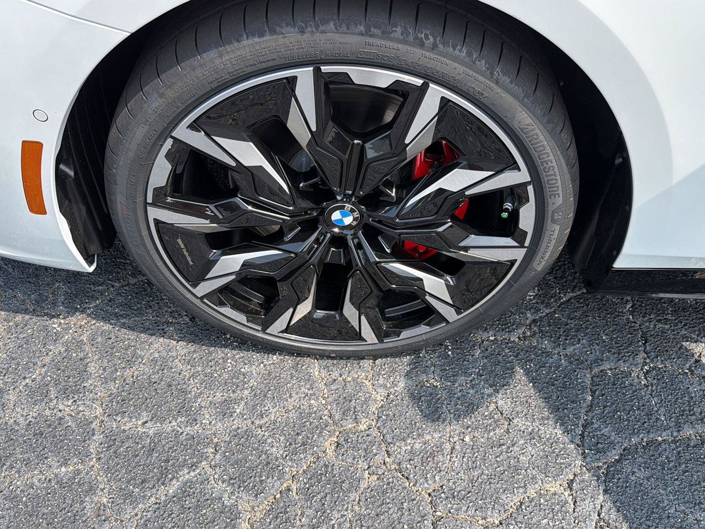 New 2027 BMW 540i xDrive w/ Executive Package AWD/4WD image 38