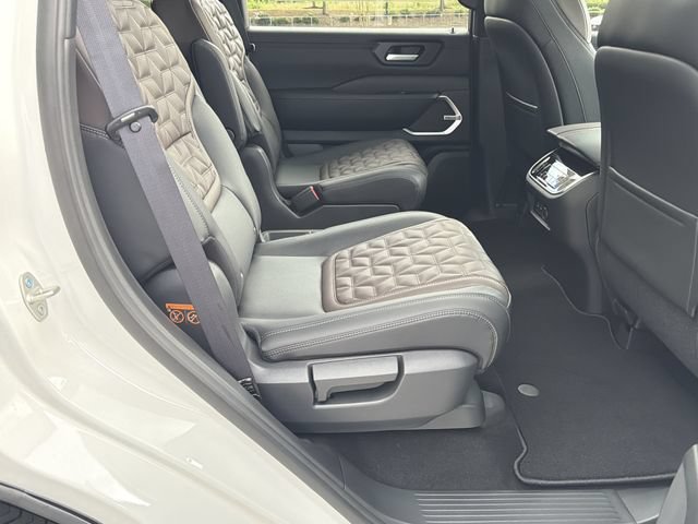New 2026 Nissan Armada Platinum AWD/4WD image 17