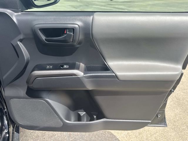 Used 2023 Toyota Tacoma SR5 RWD image 17