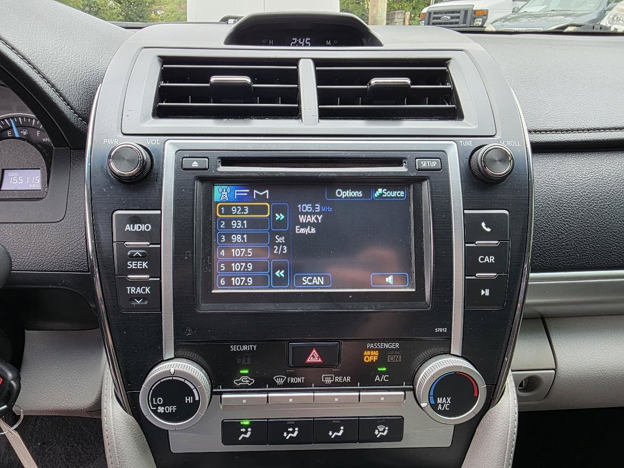 Used 2012 Toyota Camry LE FWD image 17