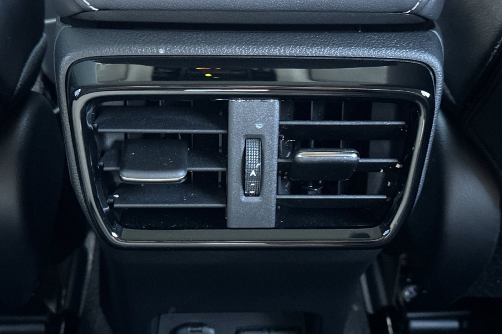 Used 2025 Lexus NX 350h AWD w/ Premium Package image 16