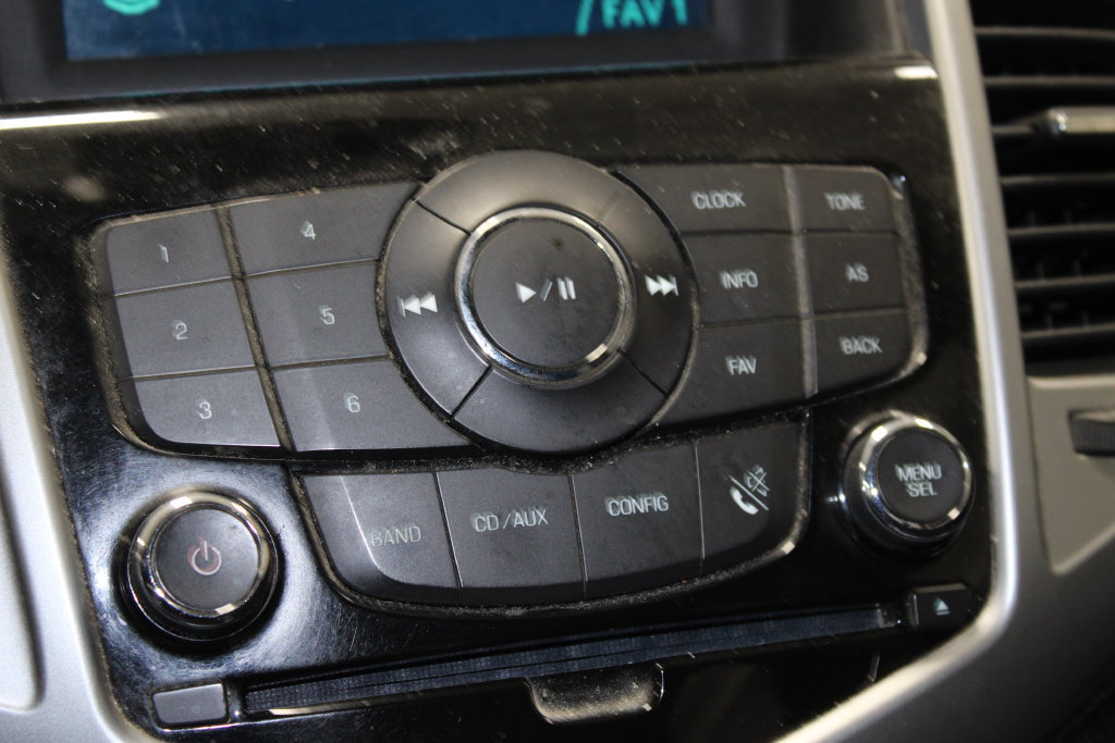Used 2014 Chevrolet Cruze LT FWD image 25