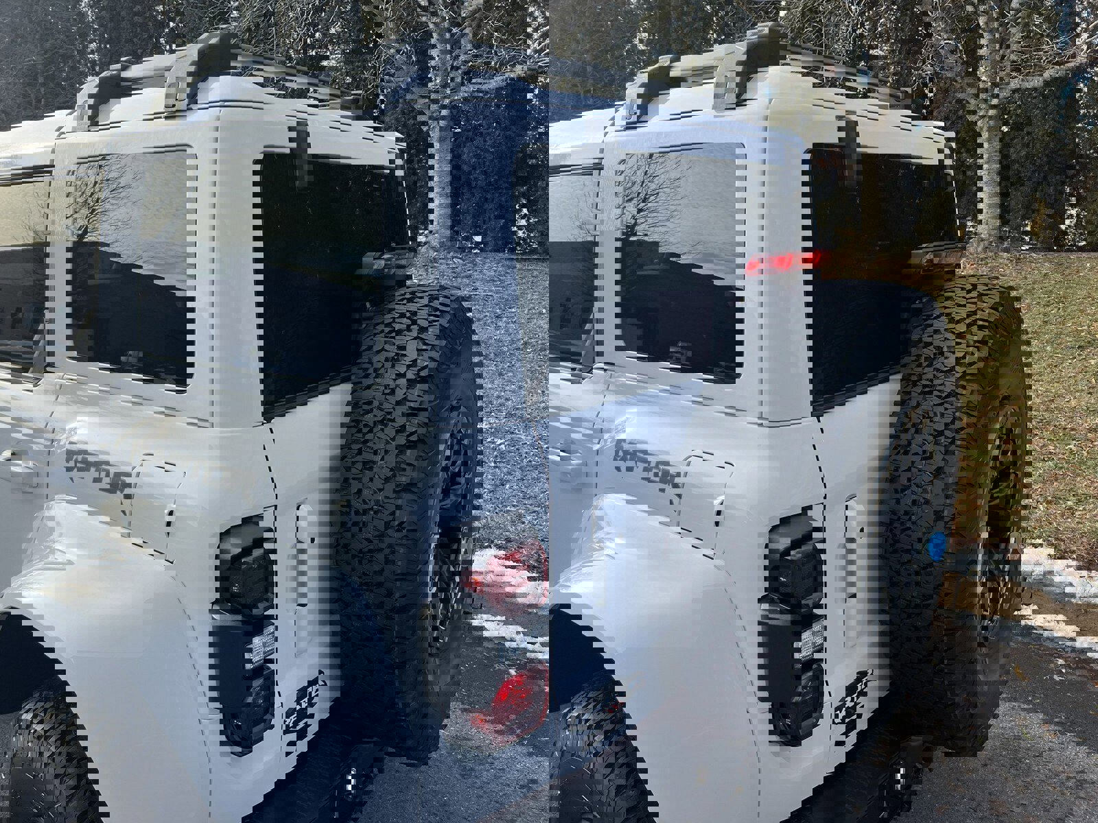 Used 2024 Ford Bronco Raptor w/ Interior Carbon Fiber Pack 6 image 76