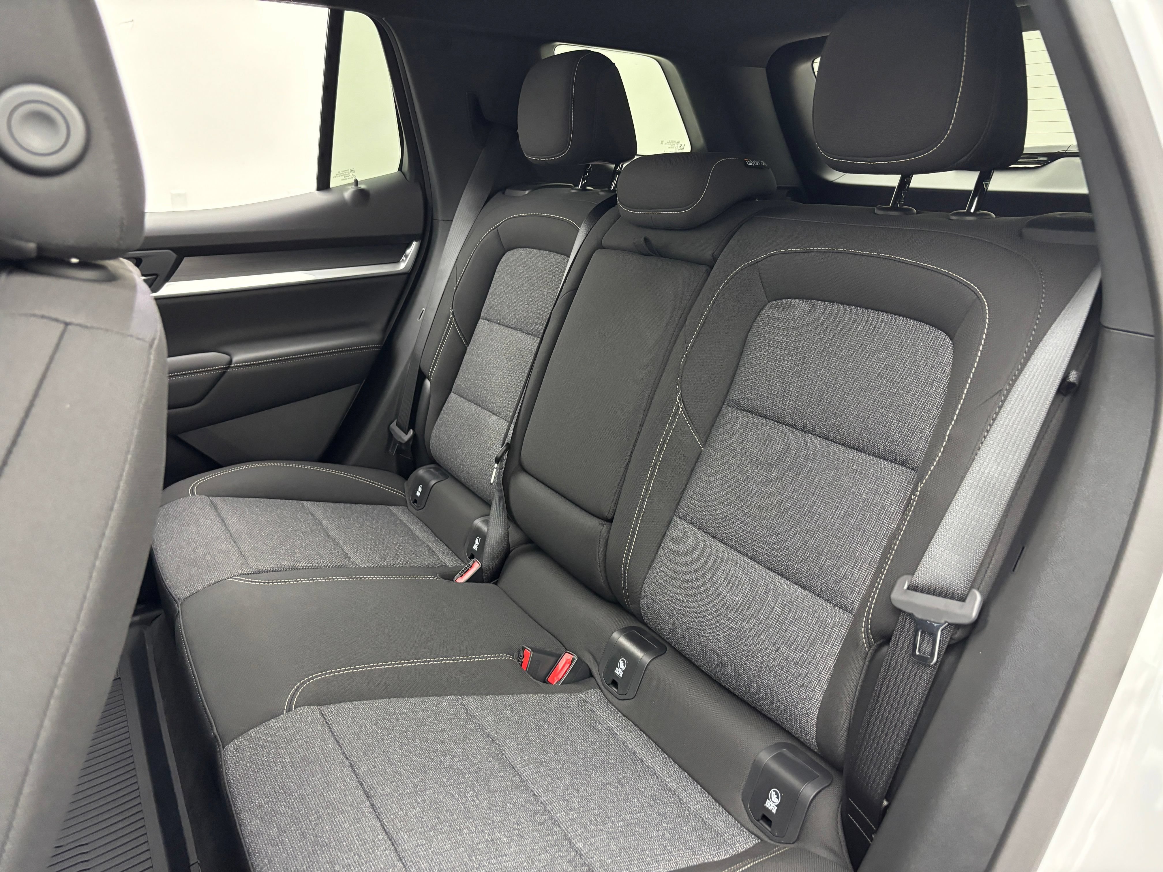 New 2027 GMC Terrain Elevation FWD image 36