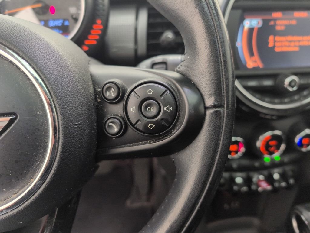 Used 2017 MINI Cooper 2-Door Hardtop image 39