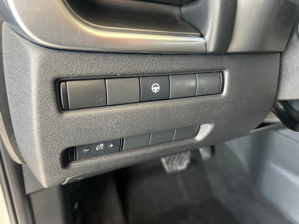 Used 2021 Nissan Rogue SV AWD/4WD image 46