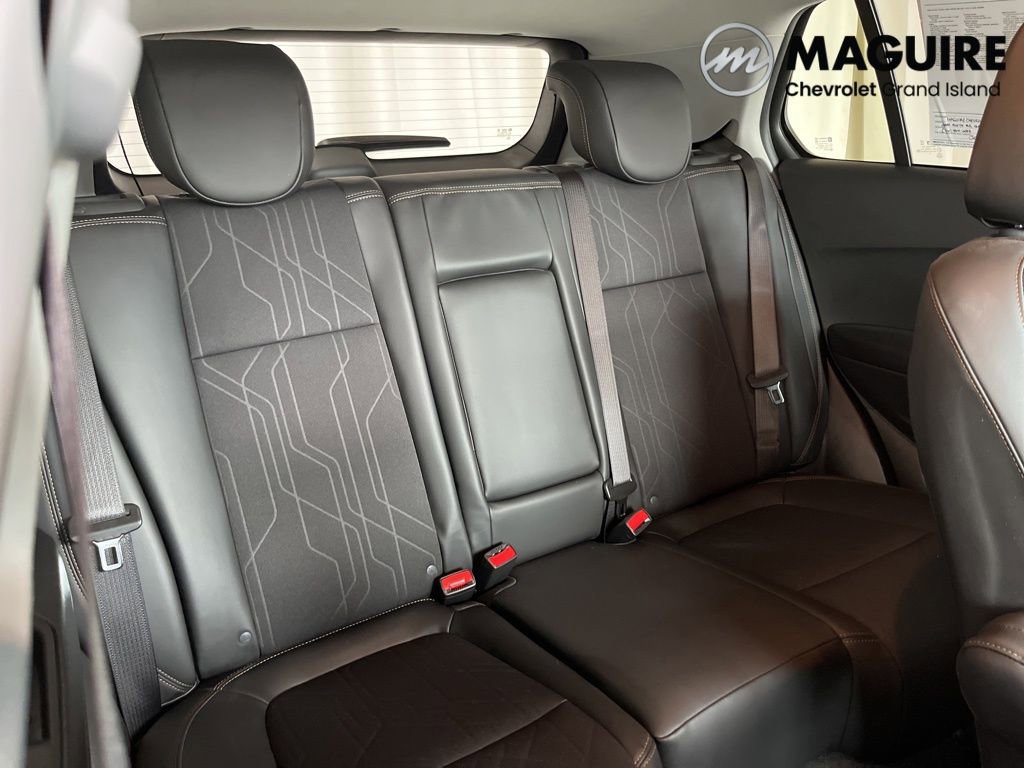 Used 2022 Chevrolet Trax LT w/ Driver Confidence Package image 31