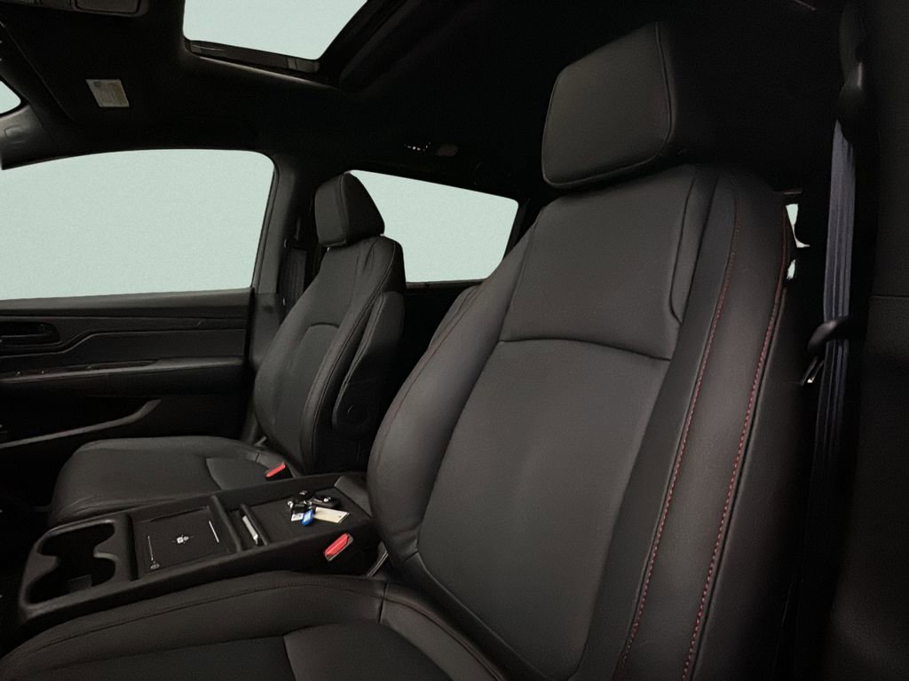 New 2026 Honda Odyssey Sport-L image 9