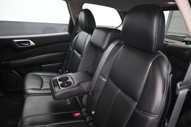 Used 2019 Nissan Pathfinder SL AWD/4WD image 26