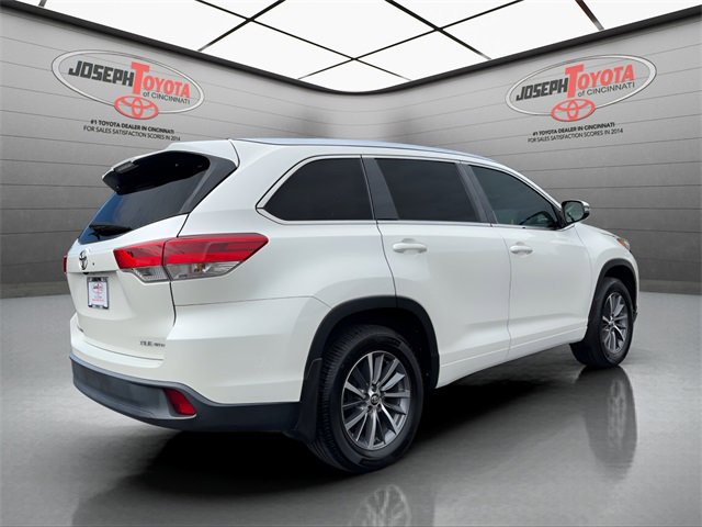 Certified 2018 Toyota Highlander XLE image 13