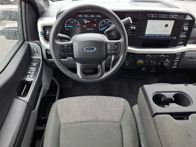 Used 2024 Ford F250 XLT AWD/4WD image 11