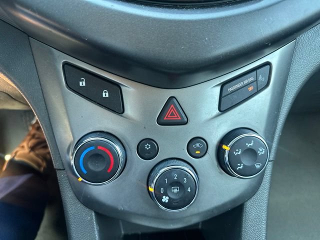 Used 2016 Chevrolet Sonic LT FWD image 19