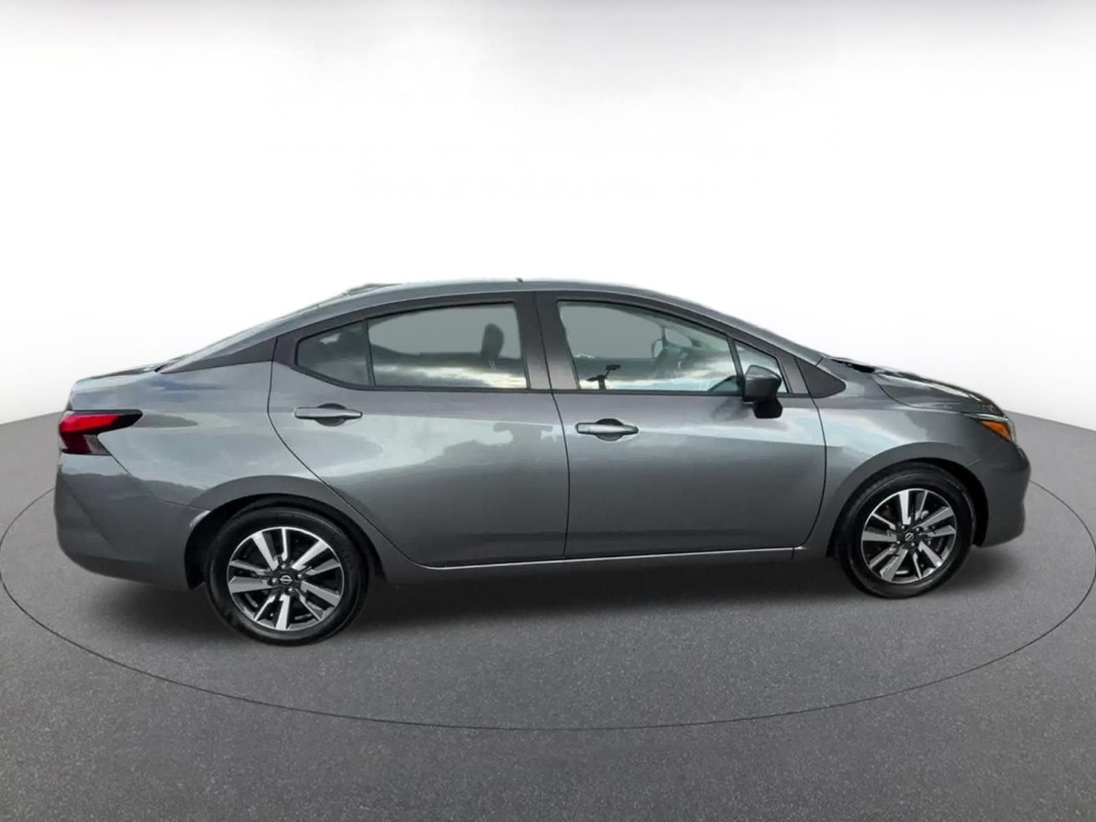 Used 2025 Nissan Versa SV FWD image 16