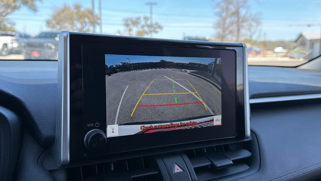 Certified 2025 Toyota RAV4 XLE image 30