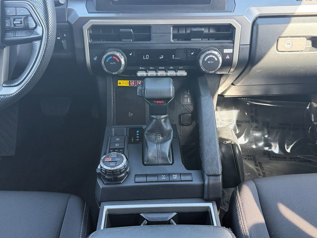 Used 2024 Toyota Tacoma TRD Off-Road w/ TRD Off Road Upgrade Package image 15