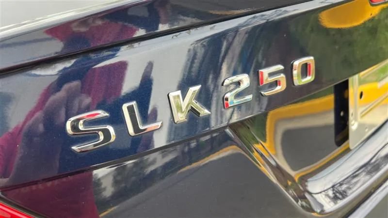 Used 2014 Mercedes-Benz SLK 250 image 14