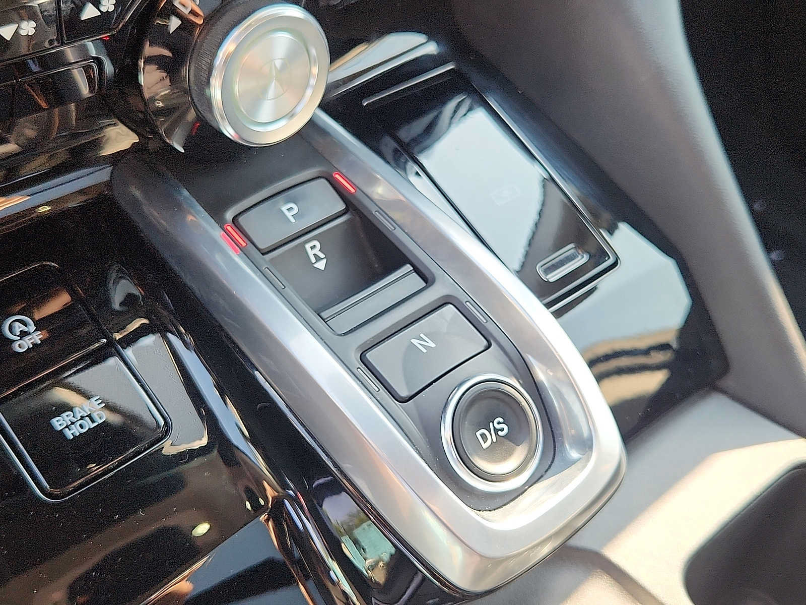 Used 2024 Acura MDX SH-AWD w/ Technology Package image 14