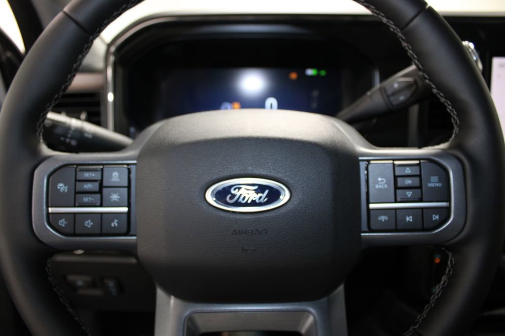 New 2026 Ford F250 Lariat w/ Black Appearance Package image 46